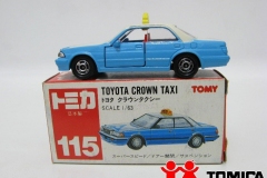 115-1-toyota-crown-taxi-box