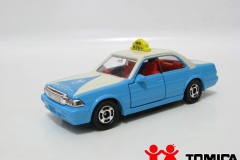 115-1-toyota-crown-taxi