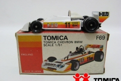 f69-1-tomica-chevron-bmw-box