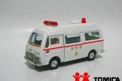 012-nissan-caravan-ambulance