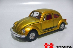 f11-vw-beetle-gold
