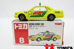 8-4-nissan-cedric-taxi-box