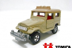 2-2-toyota-land-cruiser-tan-colour-red-int-roof-lamp-newwheels