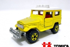 2-2-toyota-land-cruiser-white-yellow-colour-red-int-1hy-wheels